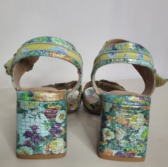 L'Artiste by Spring Step Vogeush Floral Leather Heeled Sandal - Size 36 (5.5/6) - Picture 6 of 16